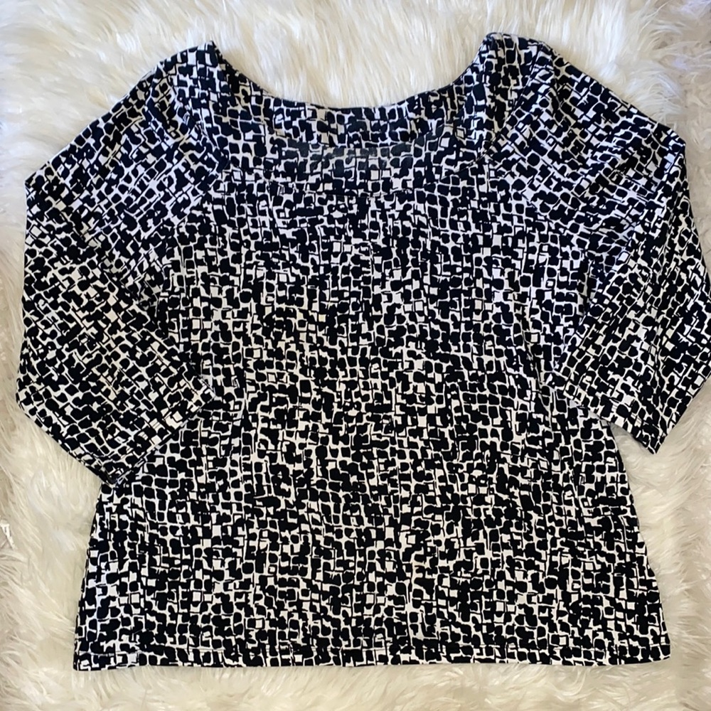Laura Ashley Black and White Abstract Mid Sleeve Shirt